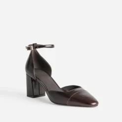 Babies à talon marron cuir bout droit
