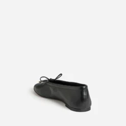 Ballerine noire cuir