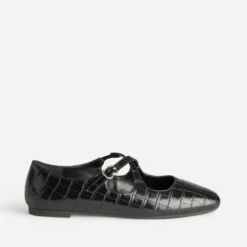 Ballerine noire embossage effet croco