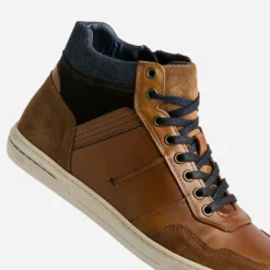 Basket cognac cuir à découpes