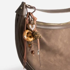 Bijou de sac TEXTO marron