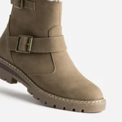 Boots beige col fourré