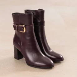 Boots bordeaux cuir décor bride