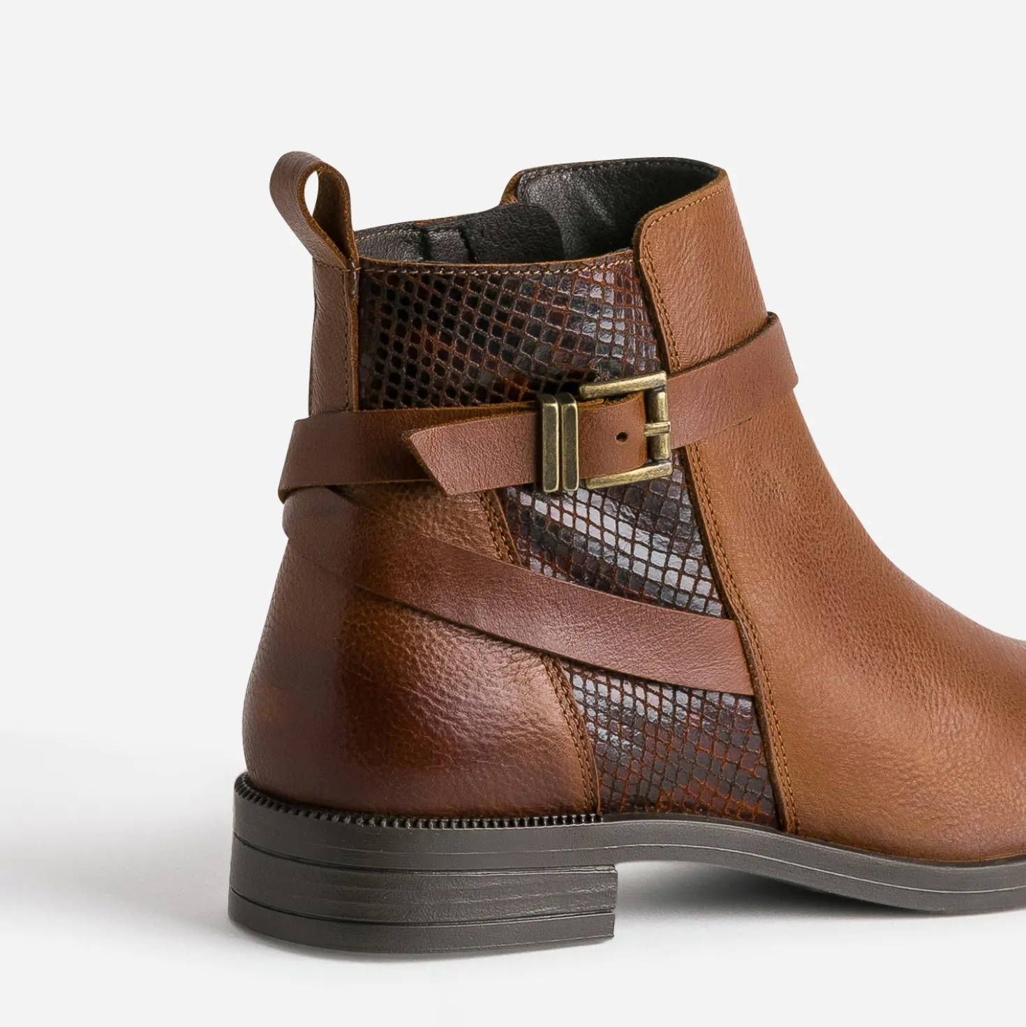 Boots cognac cuir détails effet python