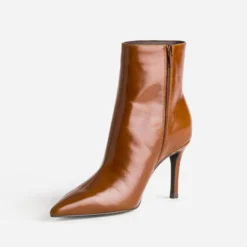 Boots cognac cuir à talon aiguille