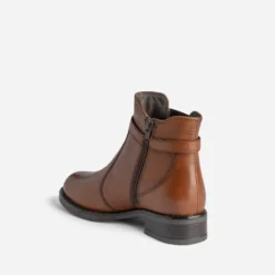 Boots cognac en cuir détail effet python