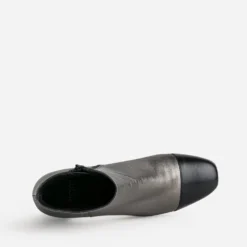 Boots gris métallisé cuir bout noir