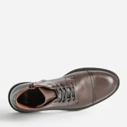 Boots à lacet marron cuir bout droit