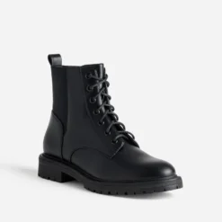 Boots lacet noir