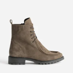 Boots à lacet taupe cuir velours semelle crantée