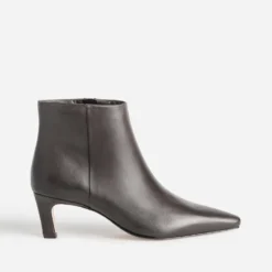 Boots marron cuir bout pointu