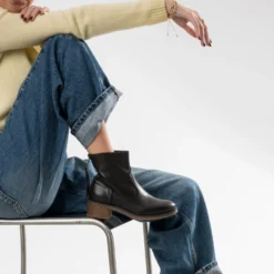 Boots marron cuir zip arrière