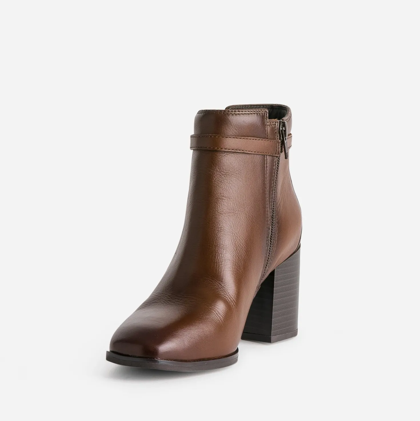 Boots marron en cuir à talon