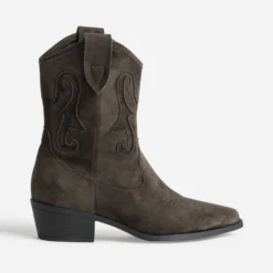 Boots marron suédé esprit santiag