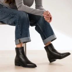 Boots noir cuir bout pointu