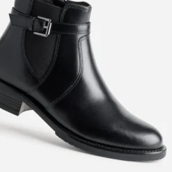 Boots noir cuir bride cheville