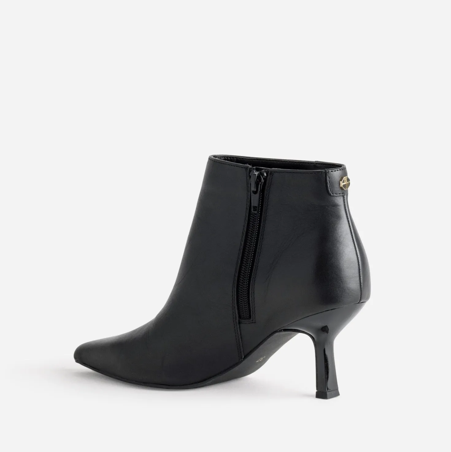 Boots noir cuir kitten-heel