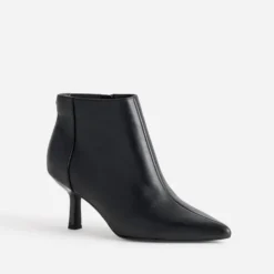 Boots noir cuir kitten-heel