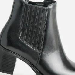 Boots noir cuir à talon