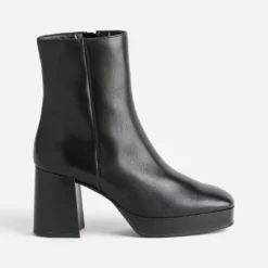 Boots noir en cuir à plateforme