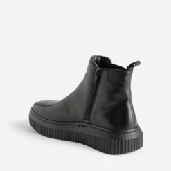 Boots noir en cuir à plateforme