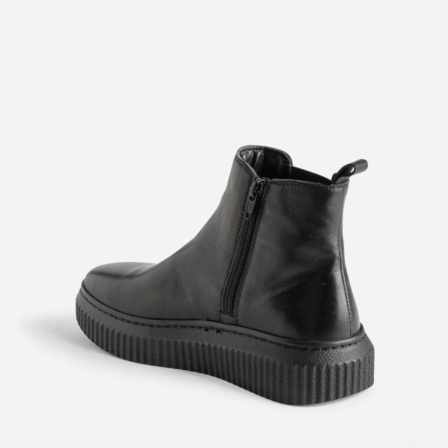 Boots noir en cuir à plateforme