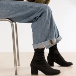 Boots noires à talon