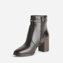 Boots à talon marron cuir bride cloutée