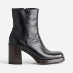 Boots à talon noir en cuir