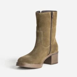 Boots taupe cuir velours