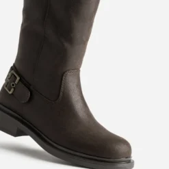 Botte marron détails boucles