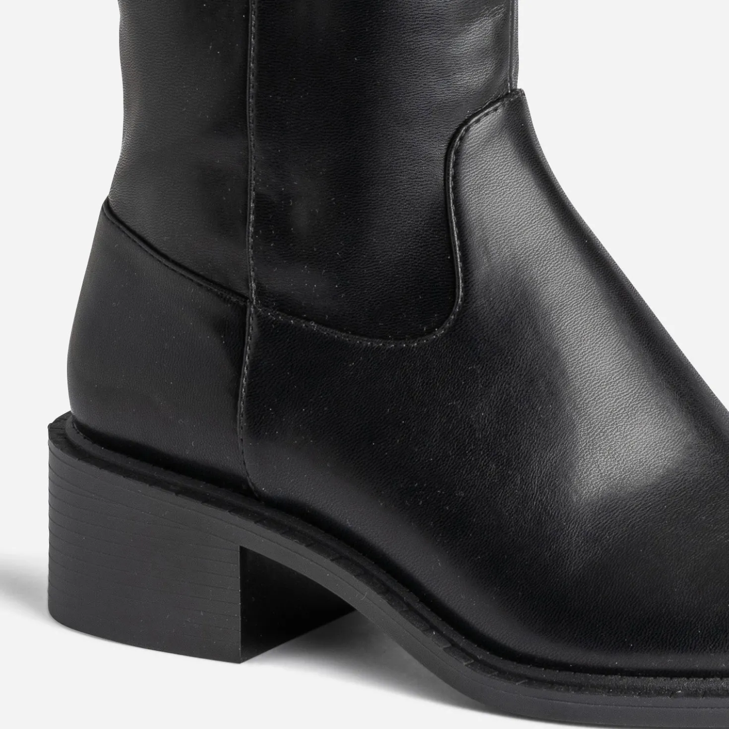 Botte noire