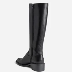 Botte noire
