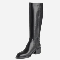 Botte noire