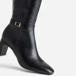 Botte noire bride cheville