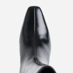 Botte noire cuir kitten-heel