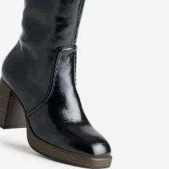 Botte noire à talon