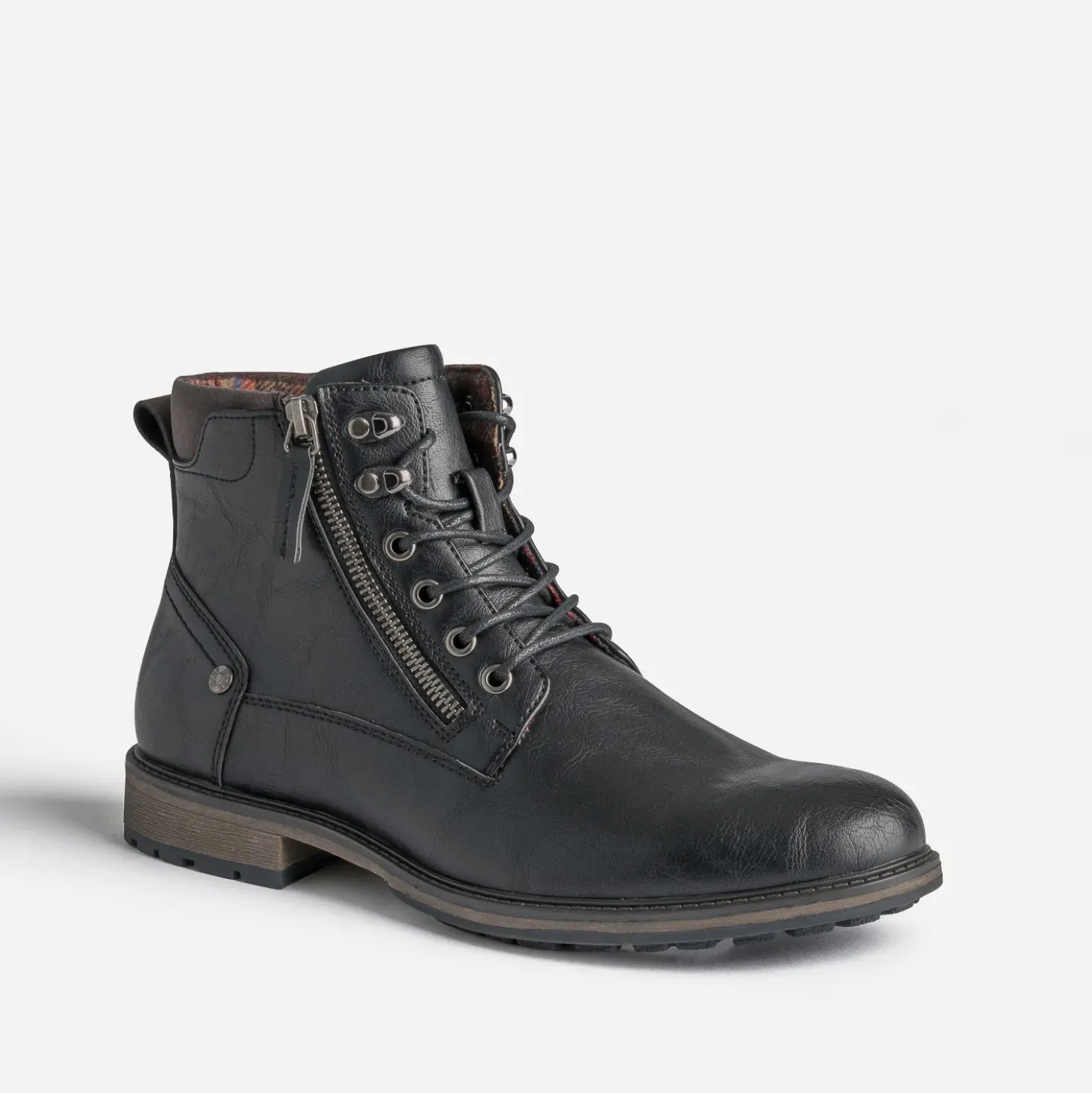 Bottine noire à doublure carreaux