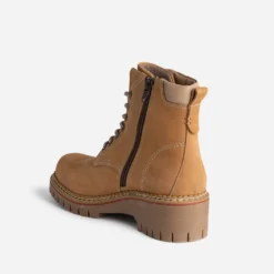 Bottine TEXTO ocre cuir nubuck à semelle crantée