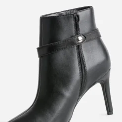 Brides amovibles noires en cuir détail gourmette