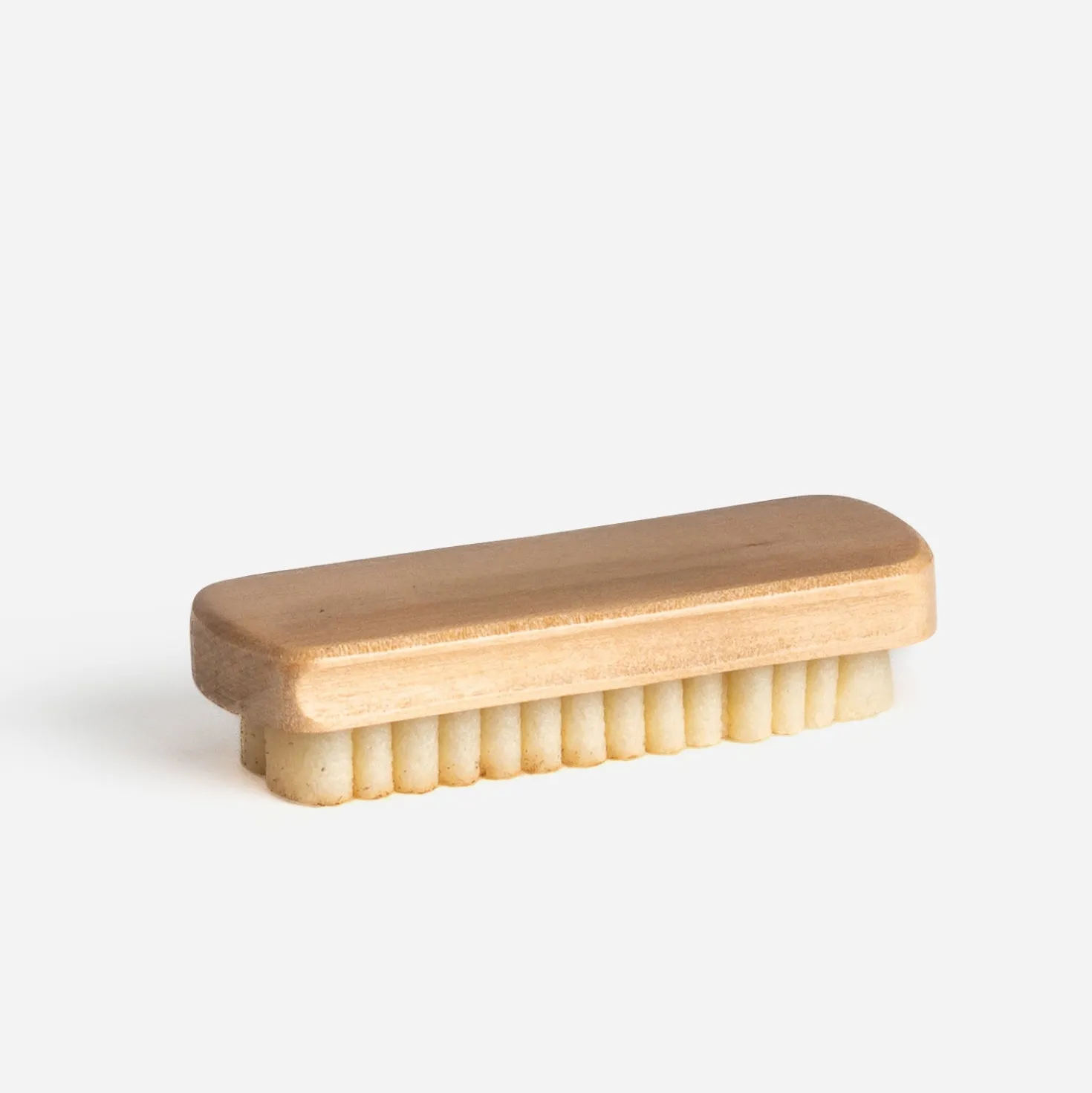 Brosse FAMACO crêpe et bois pour daim