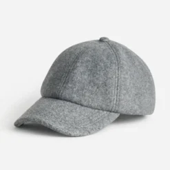 Casquette grise