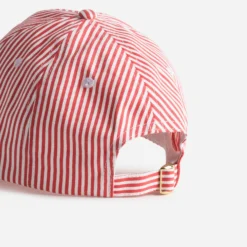 Casquette rouge rayures blanches brodée