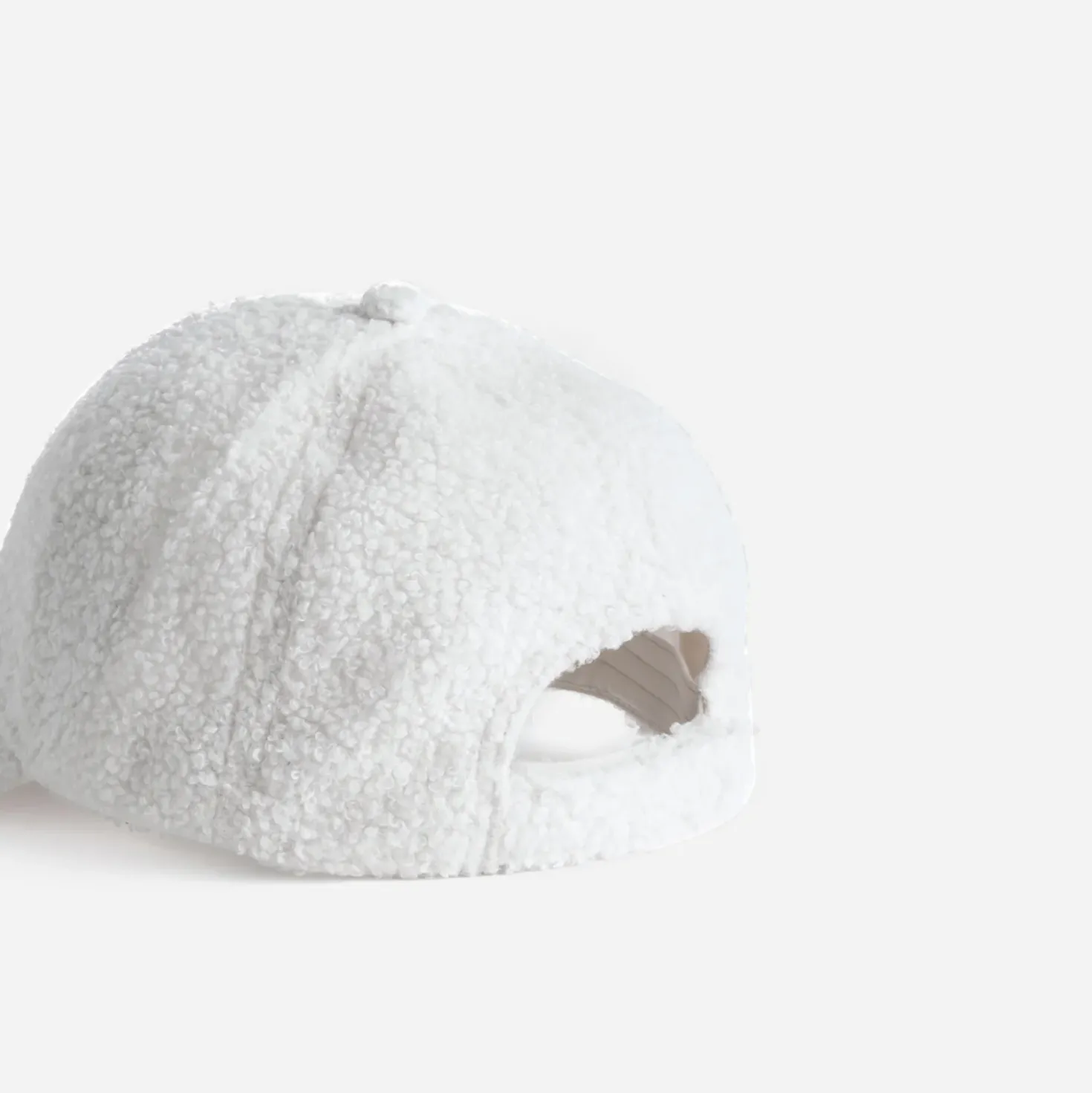 Casquette TEXTO blanche en bouclette