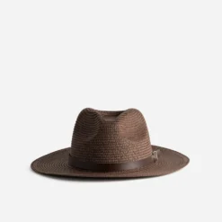 Chapeau panama marron tressé