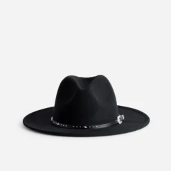Chapeau TEXTO noir galon esprit rock