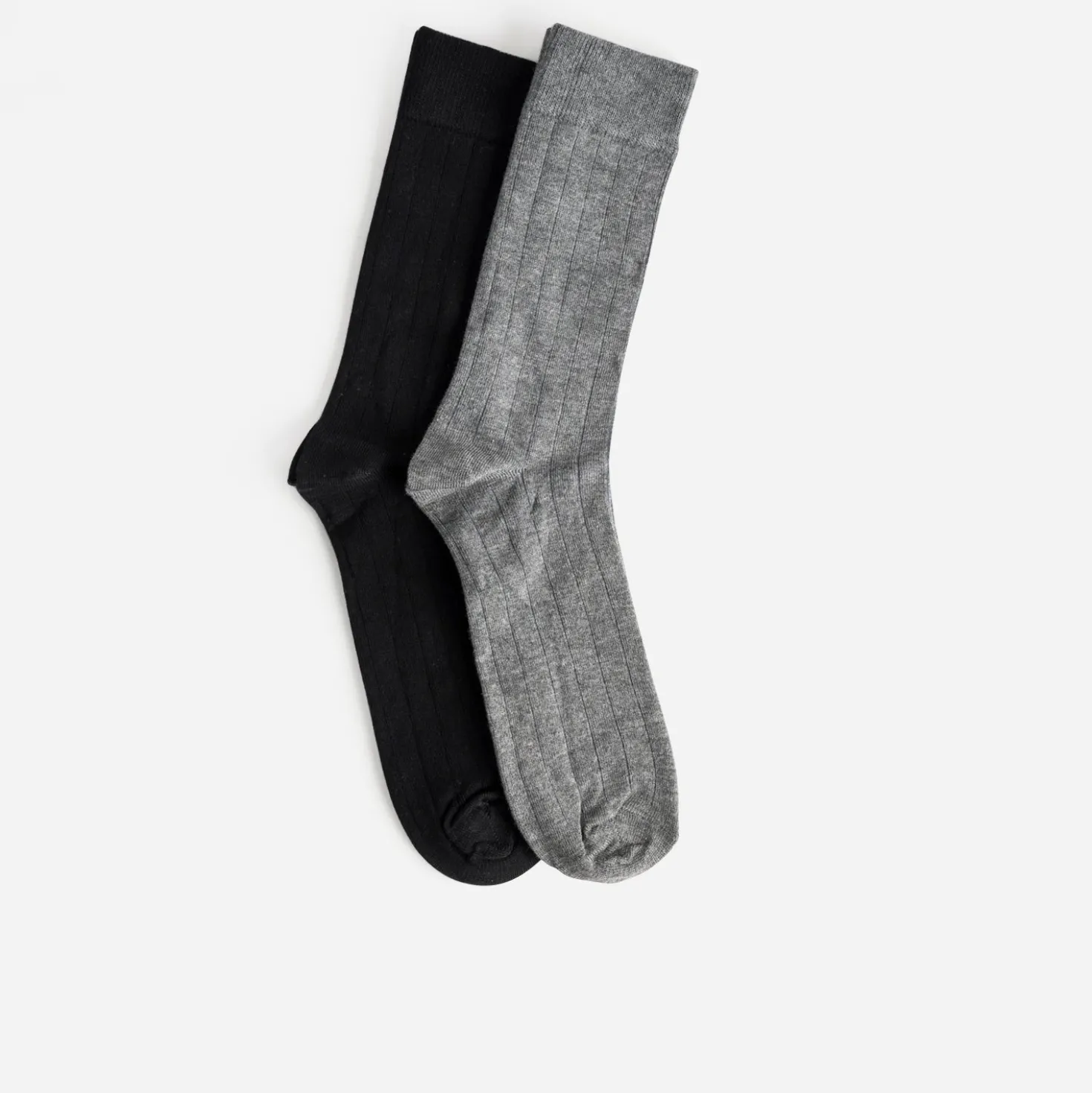 Chaussettes grises et noires Homme