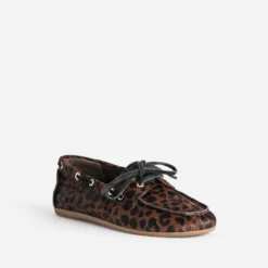 Chaussure-bateau marron cuir motif léopard