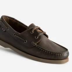 Chaussure-bateau marron en cuir