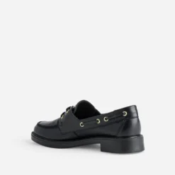 Chaussures bateau noir cuir